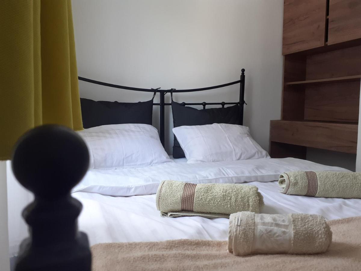 Apartamento Garmani Vrnjačka Banja Exterior foto