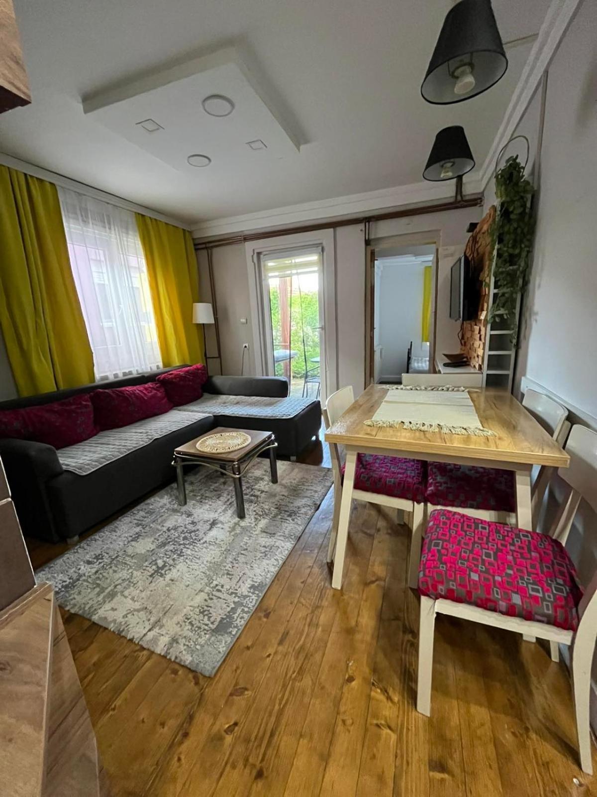Apartamento Garmani Vrnjačka Banja Exterior foto