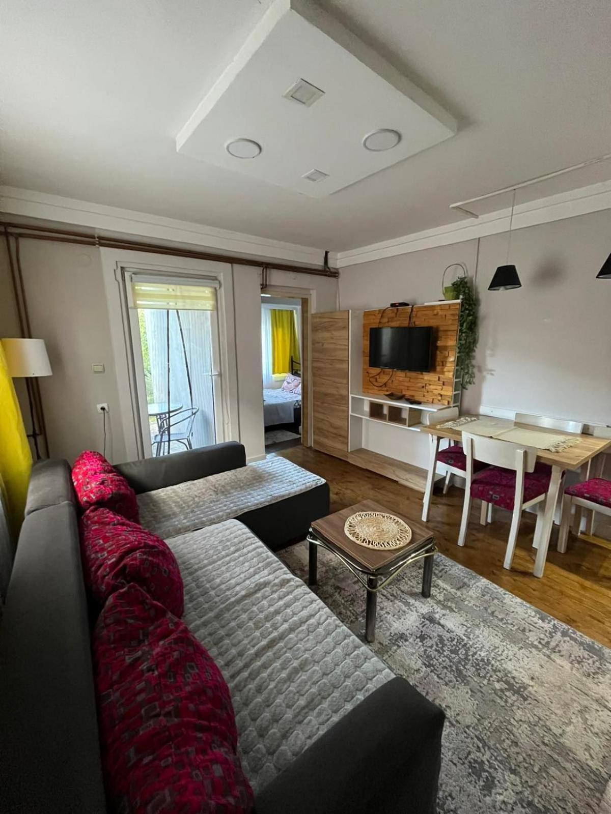 Apartamento Garmani Vrnjačka Banja Exterior foto