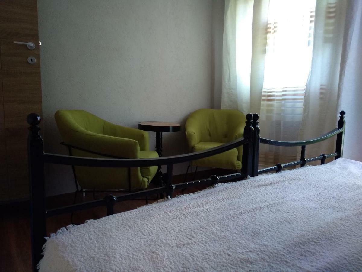 Apartamento Garmani Vrnjačka Banja Exterior foto
