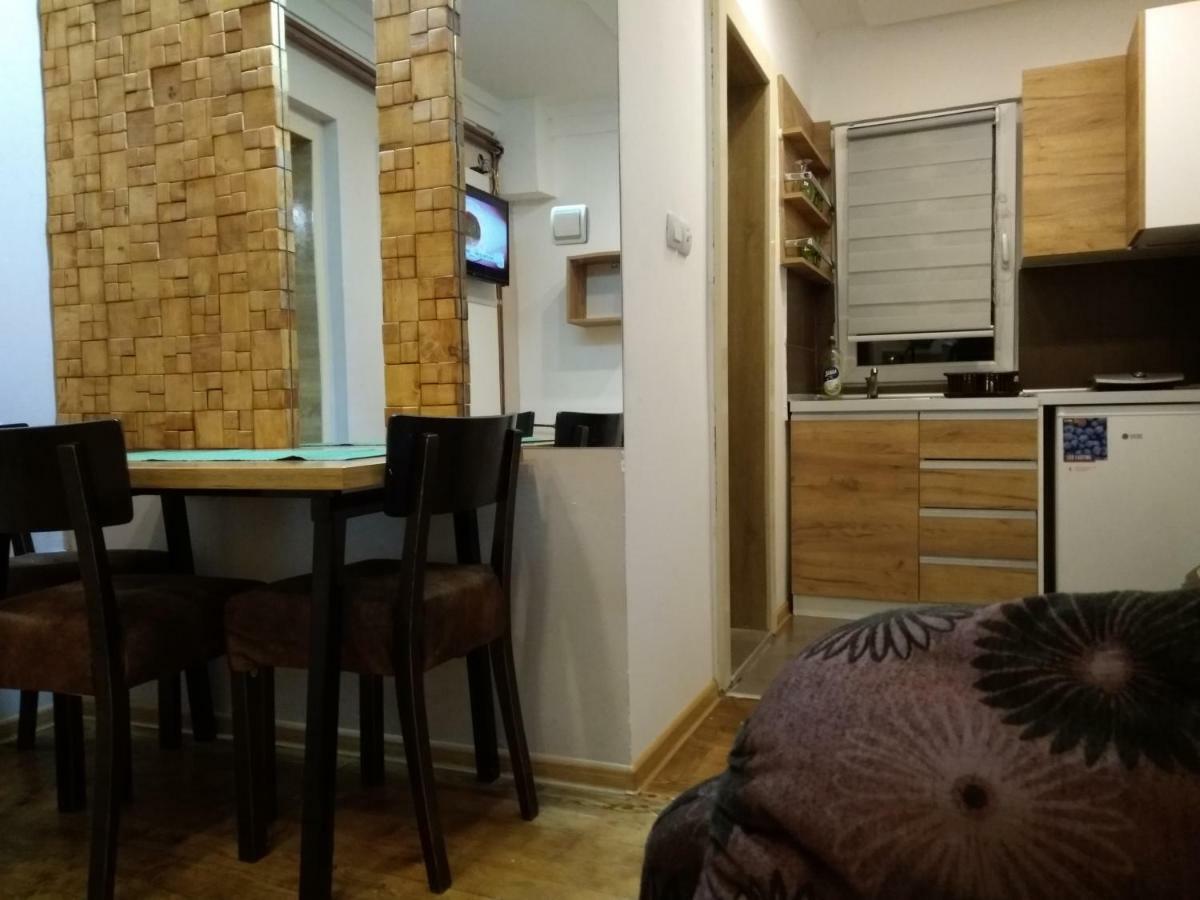 Apartamento Garmani Vrnjačka Banja Exterior foto