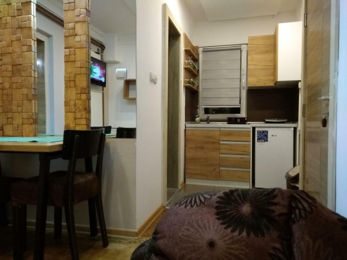Apartamento Garmani Vrnjačka Banja Exterior foto